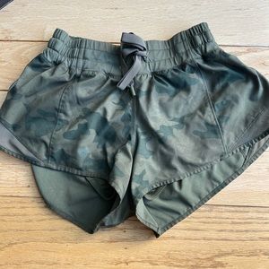 Lululemon camo shorts size 4.